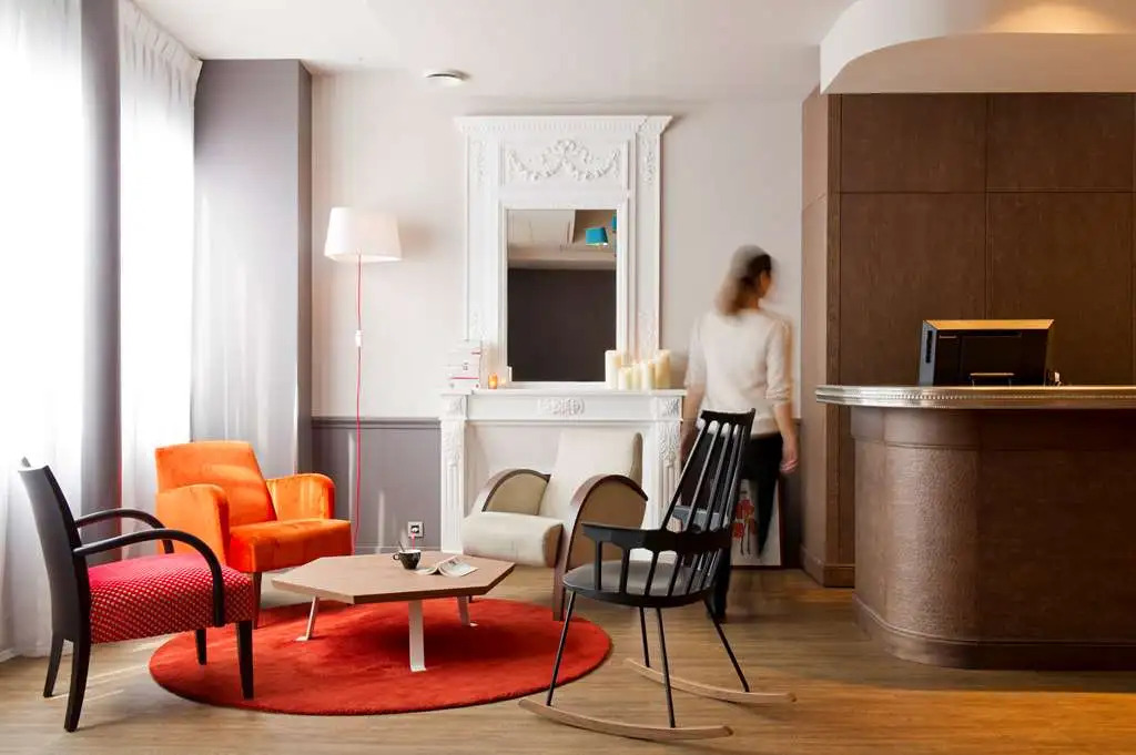 Hotel Magenta 38 by Happyculture