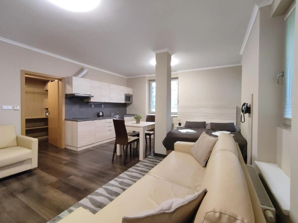 MULTIMEDA APARTMENT - PlayStation 5 plus games, O2 TV, Netflix, Disney, Amazon Prime