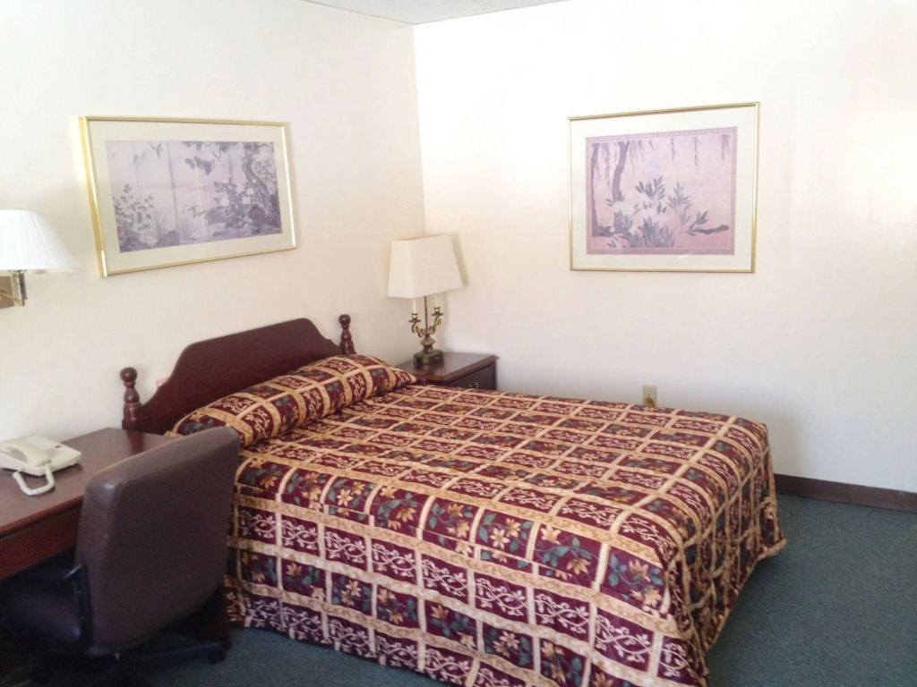 Tappan Zee Hotel