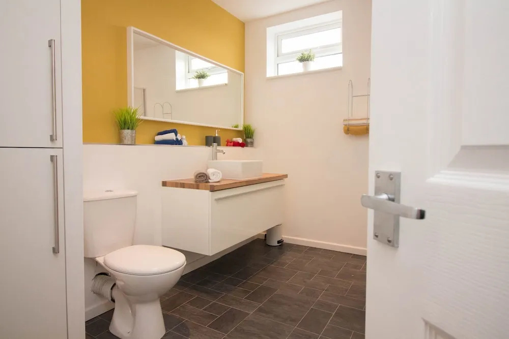 Newly Refurbished 3 Bedroom House