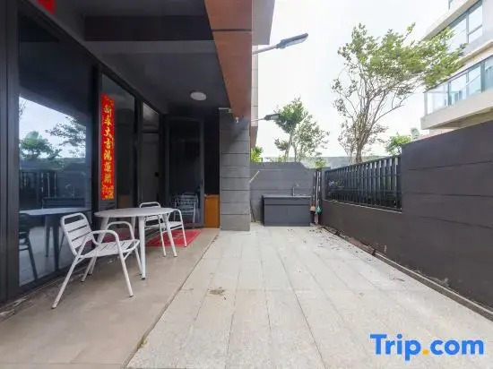Wenchang Haishitan B & B