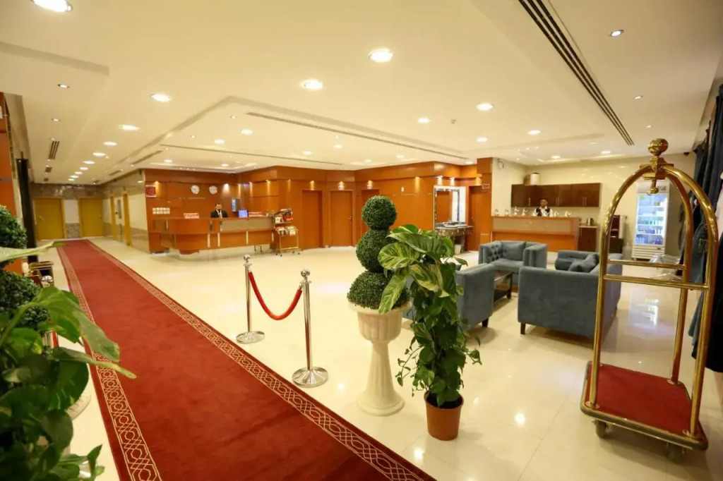 Silent Room Hotel by OYO Rooms