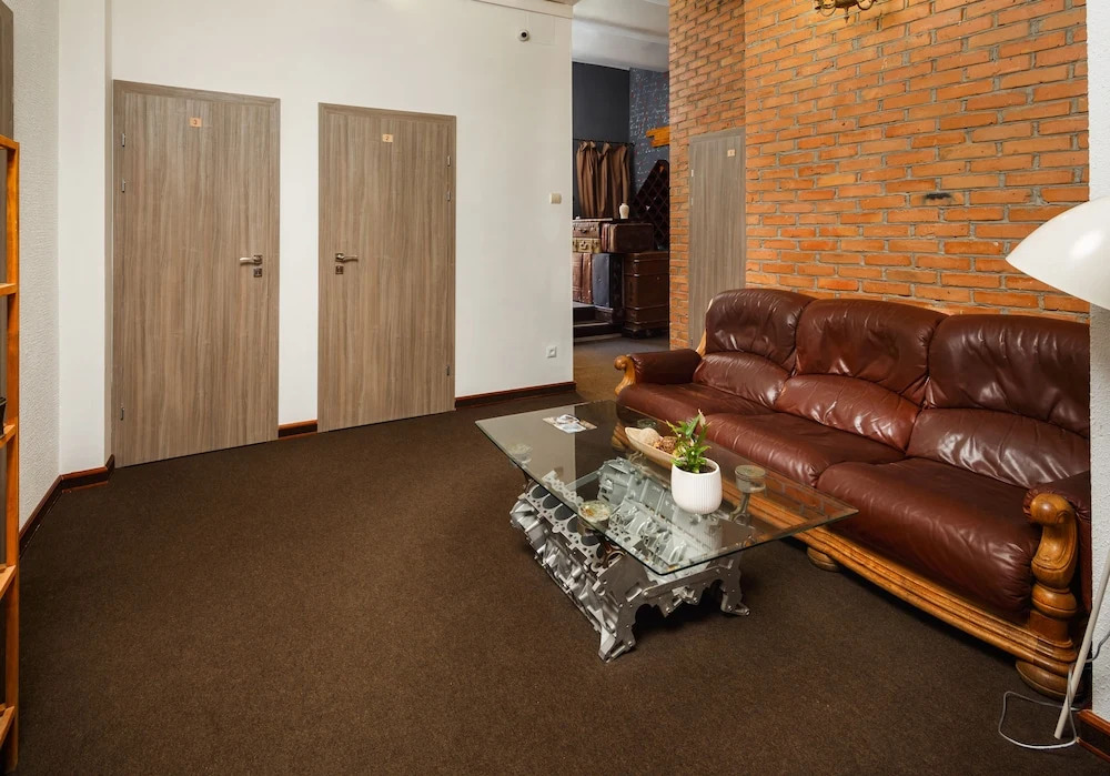 Отель Mezzanine White