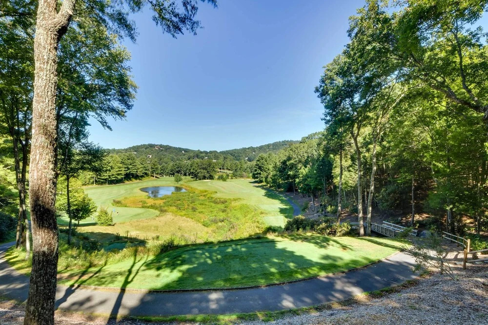 Newly Renovated Sky Valley Condo w/ Mtn Views