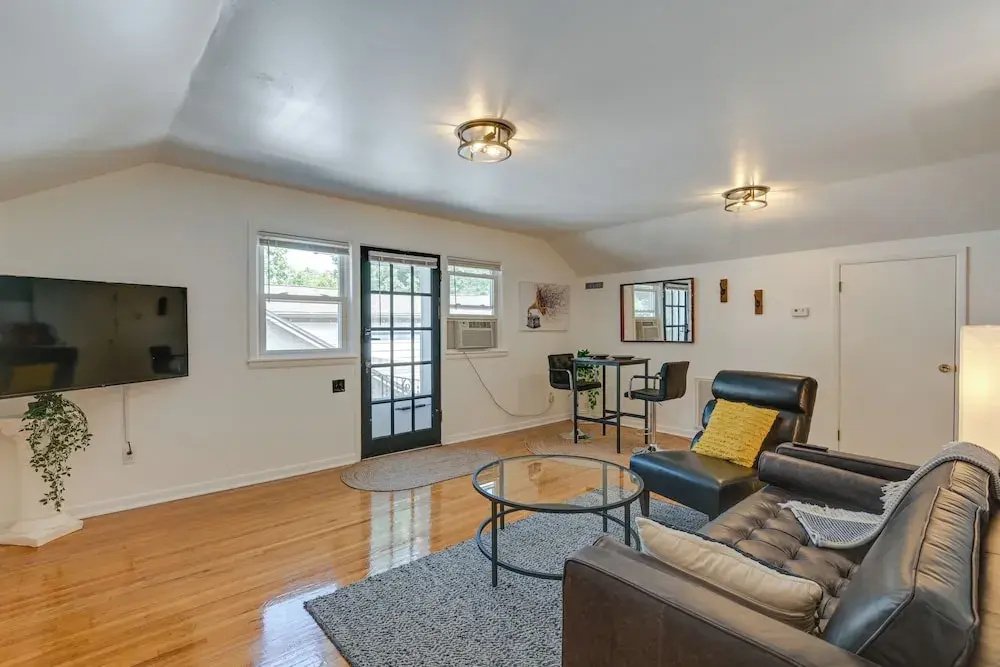 Convenient Nashville Home ~ 3 Mi to Downtown!