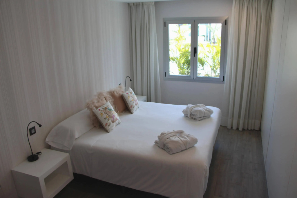 Seven Hotel & Wellness - Gay Men Only
