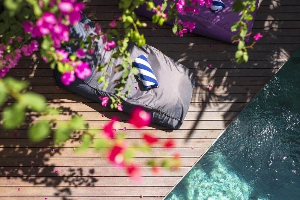 Villa La Sirena 2 Minutes From Beach 3 Bedroom Villa by RedAwning