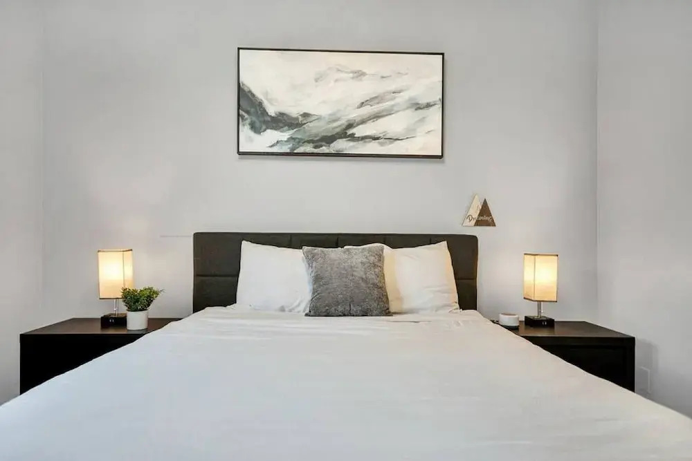 Extended Stay Comfort Fast Wi-fi Downtown
