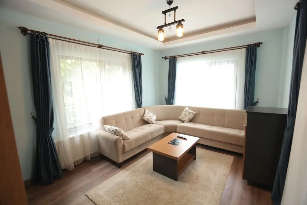 Çeli̇k Resort