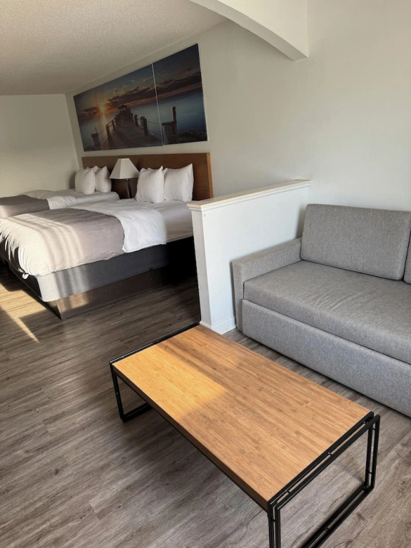 Quality Inn & Suites Decatur Priceville I-65