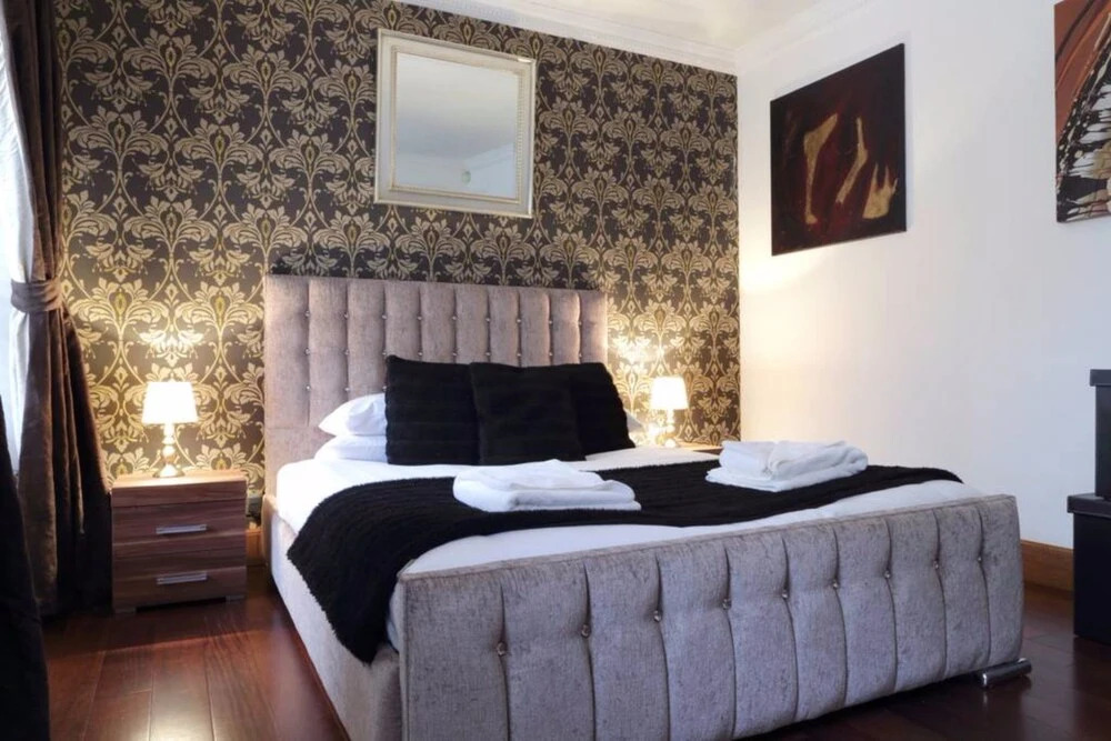 2 Bedroom Flat Near Edinburgh Playhouse