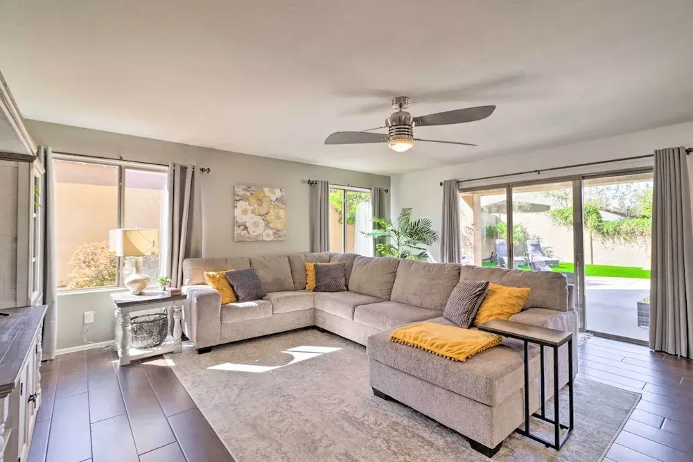 Complimentary Heated Pool: Goodyear Getaway!