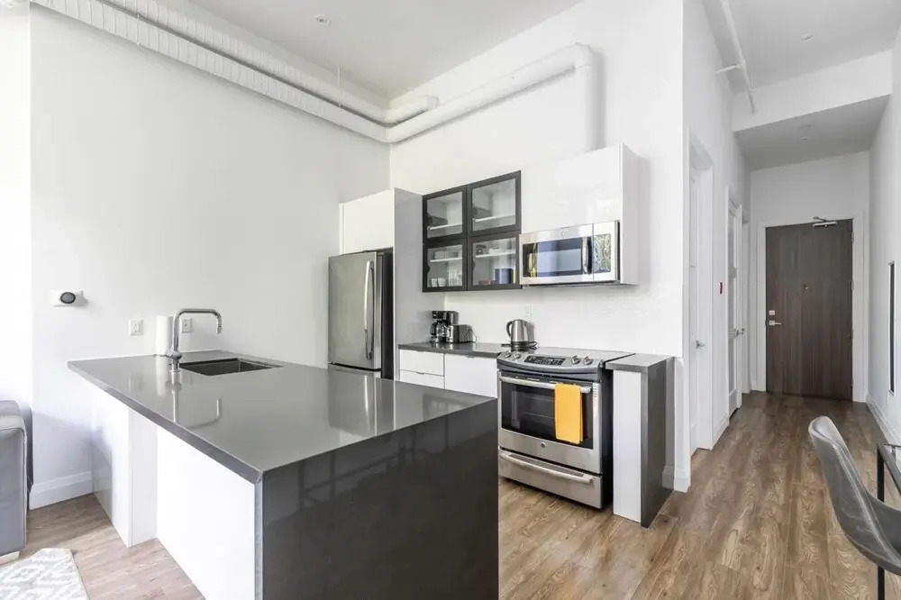 1bedroom Loft Free Parking Gym 4
