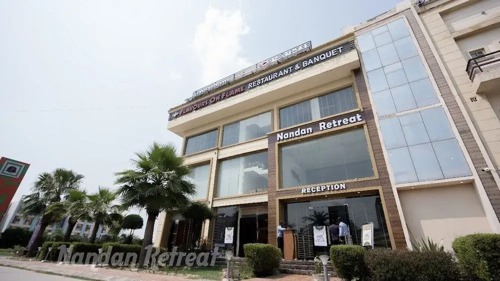 Hotel Urban Zip Affordable - #Near Prem Mandir #Chaar Dham
