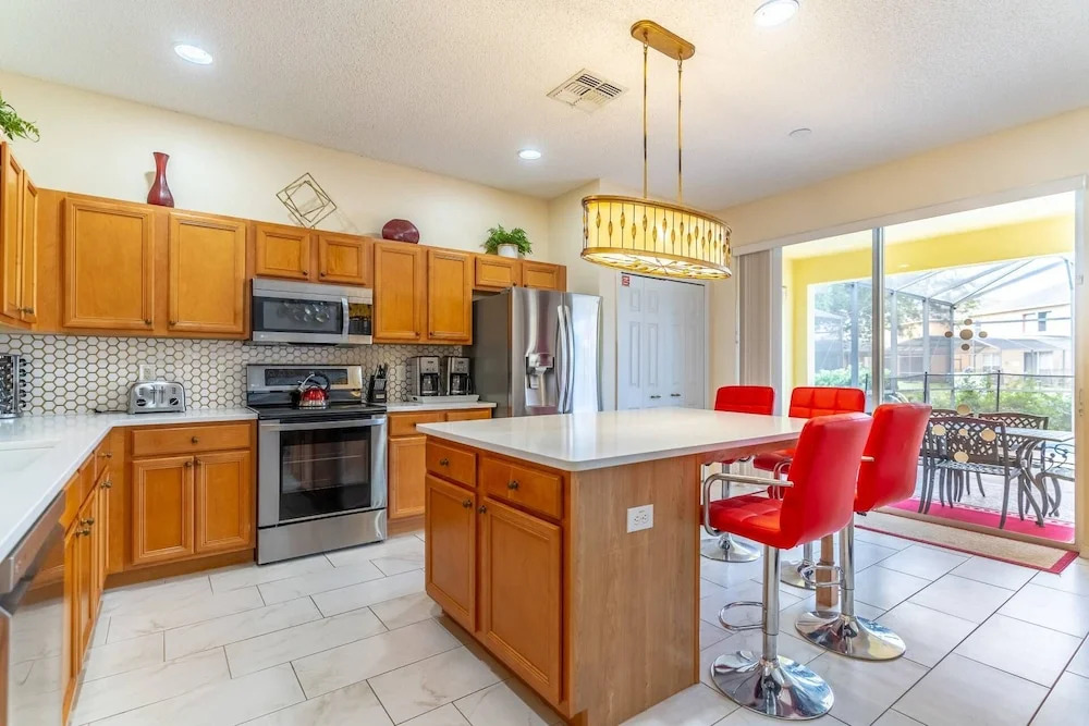 2712 Emerald Island