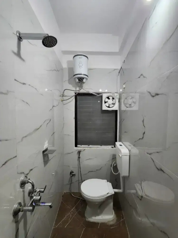 Hotel Viraj