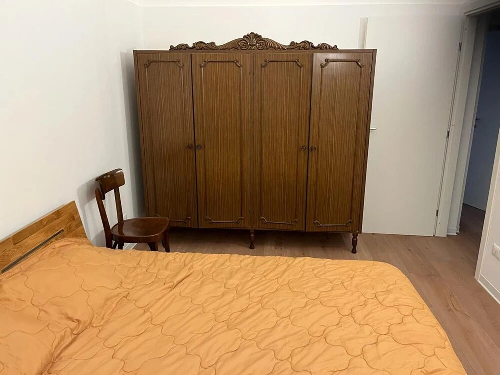 Immaculate 3-bed, Sleeps 6, Parking