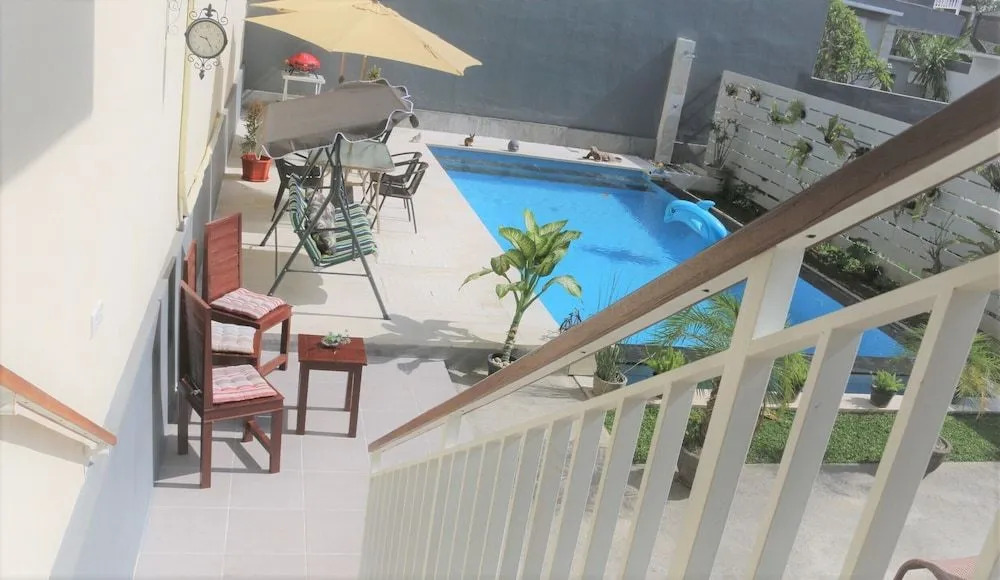 Esperanza Luxury Inn Hotel
