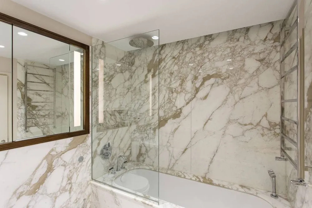 Exclusive 2BR Apartment In Covent Garden With Patio