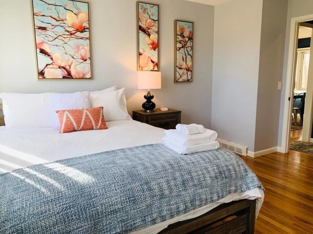 Family-Friendly, Fireside Nest Near Old Town!