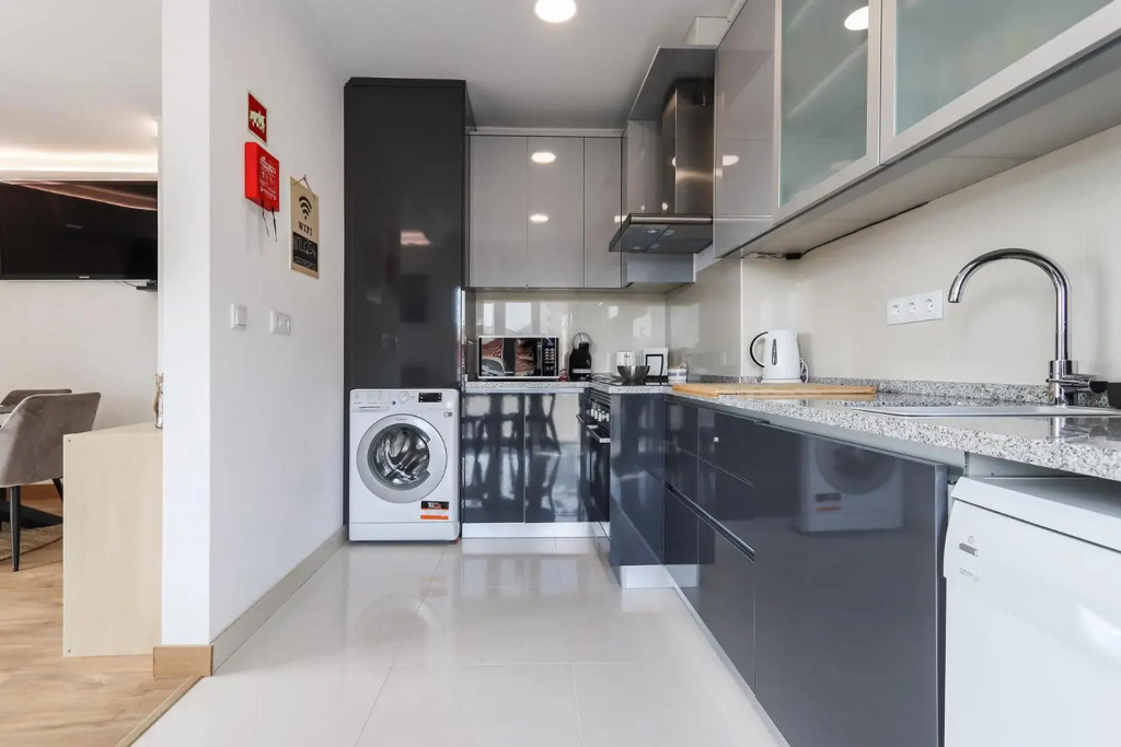Apartment 66
