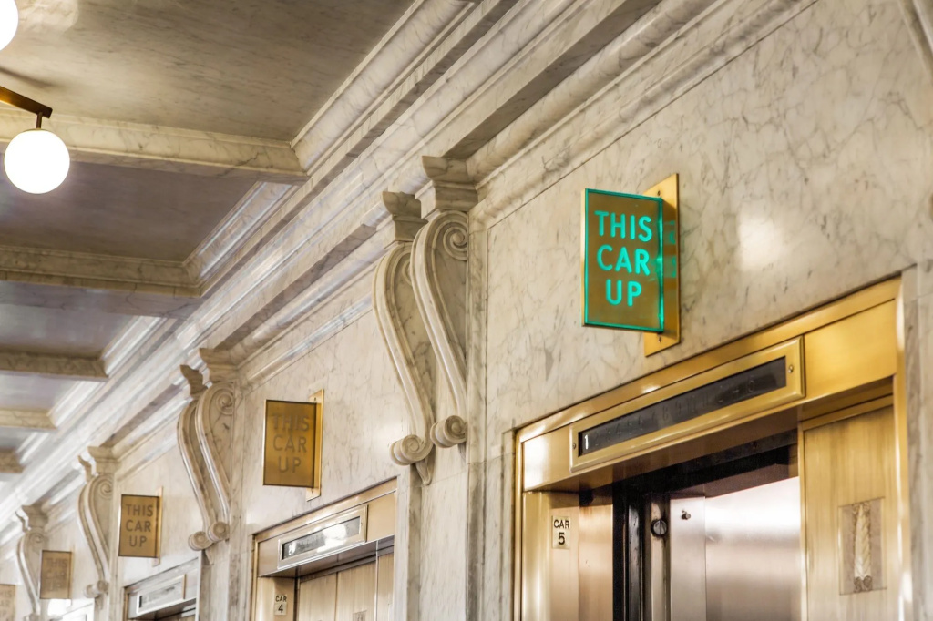 Kimpton Gray Hotel Chicago by IHG