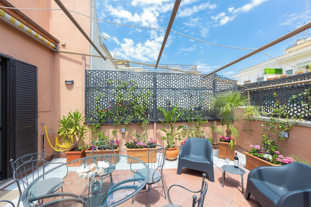 Rental in Rome Rental in Rome Tre Lune Penthouse