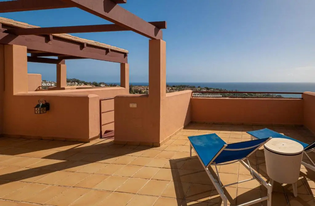 2086-Amazing penthouse 2 terraces sea view