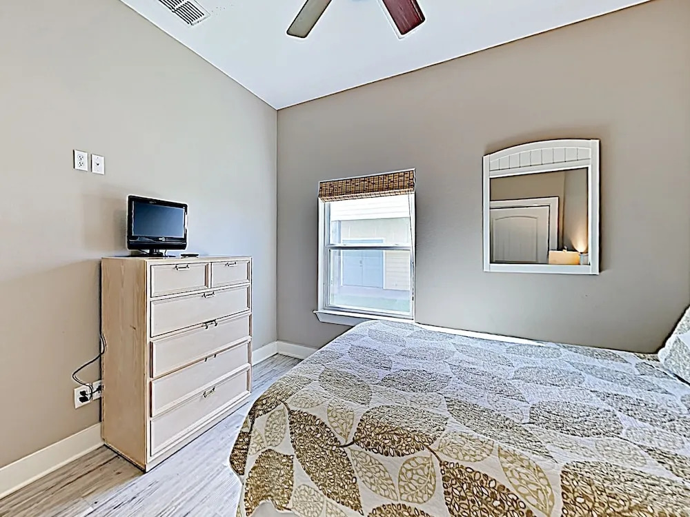 New Listing! Charming & Cozy Gulf Getaway W/ Pool 2 Bedroom Home