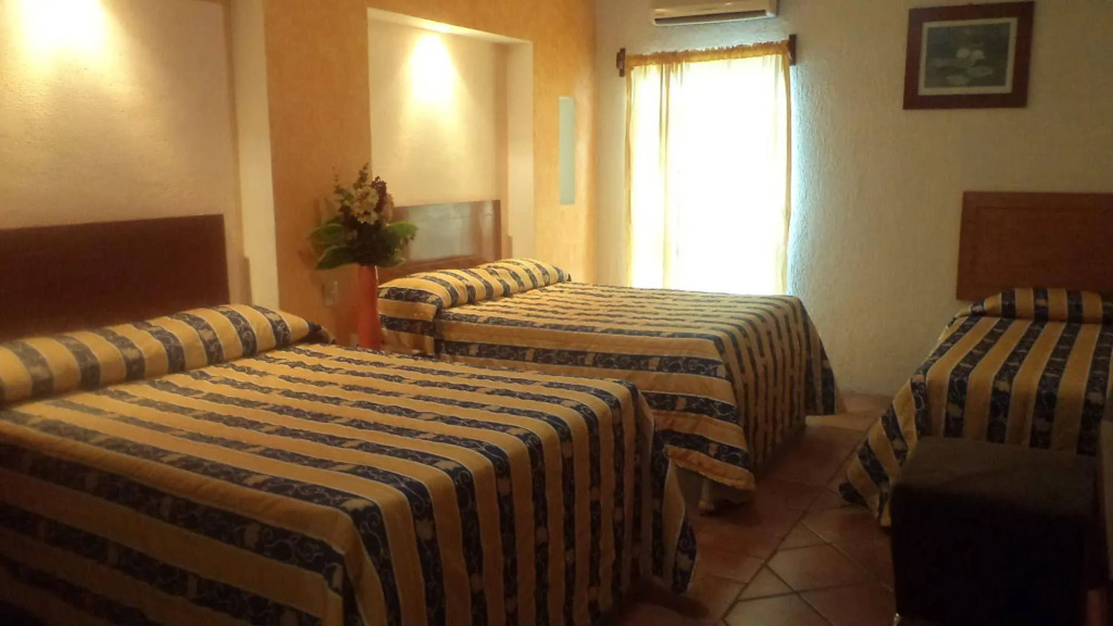 Hotel La Rienda Mision Tequillan