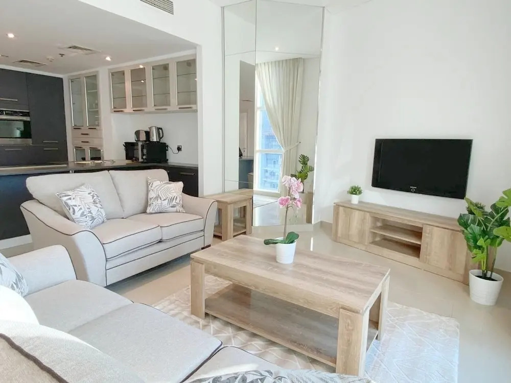 EVA - 2BR Apt in the heart of Dubai