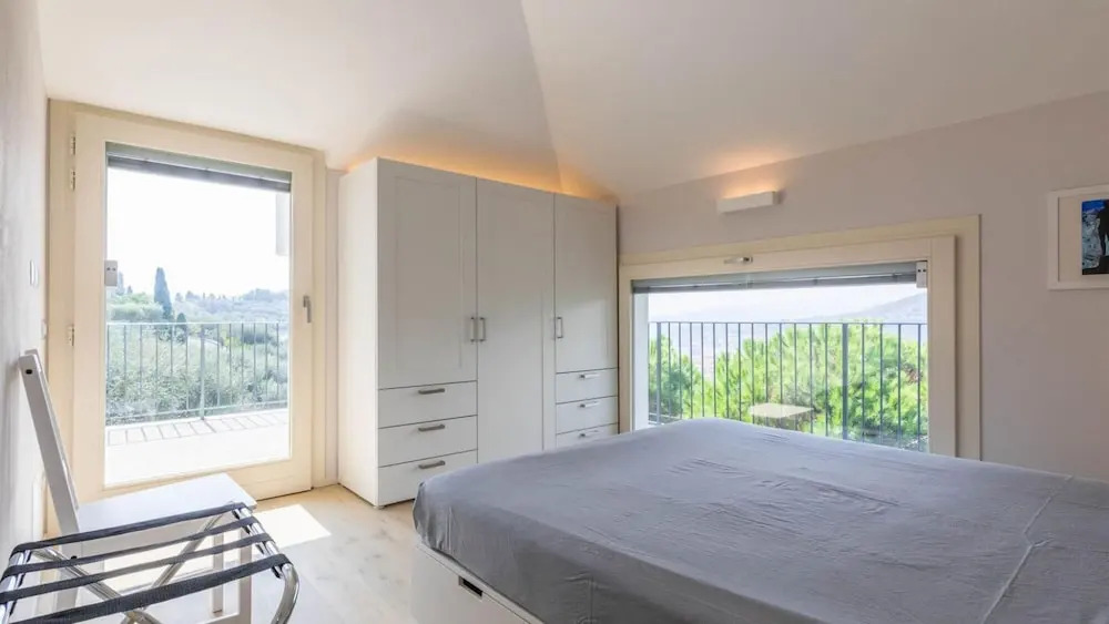 Italianway - Luxury Apartment in Modern Villa 2