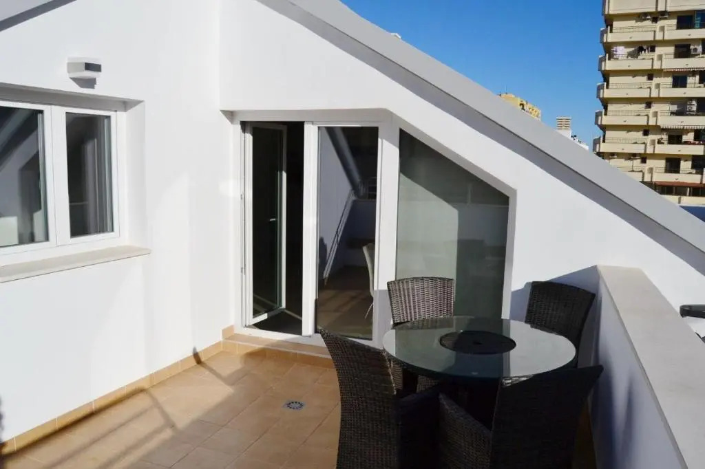 Apartamentos Castillo by Sur Suites