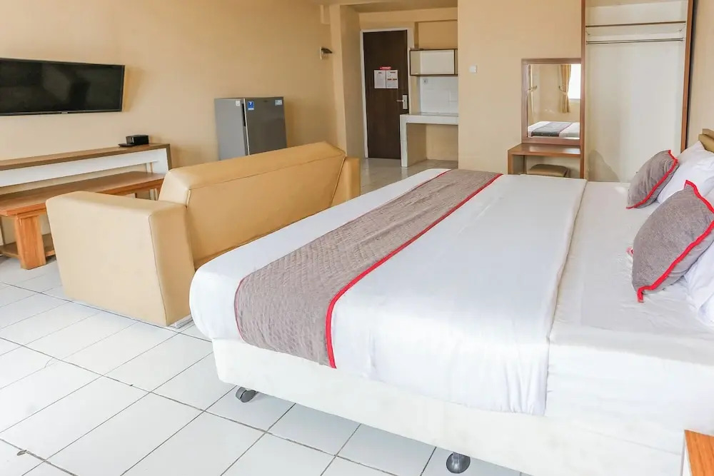 Collection O Apartment Mutiara Bekasi Near Revo Mall