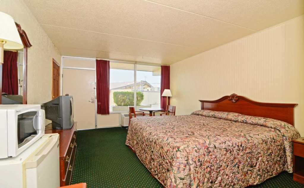 Alcoa Inn