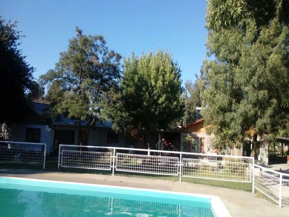 HOSTAL EL AROMO Chillán