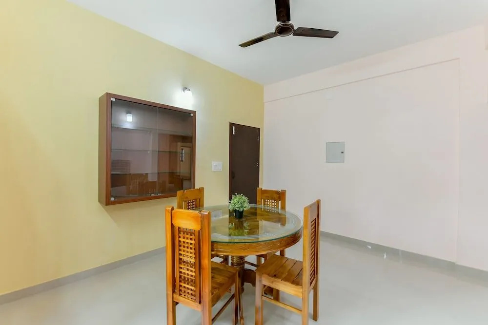 OYO 24016 Home Valley View 2BHK Sulthan Bathery
