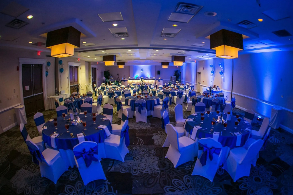 Holiday Inn Orlando East-UCF Area by IHG