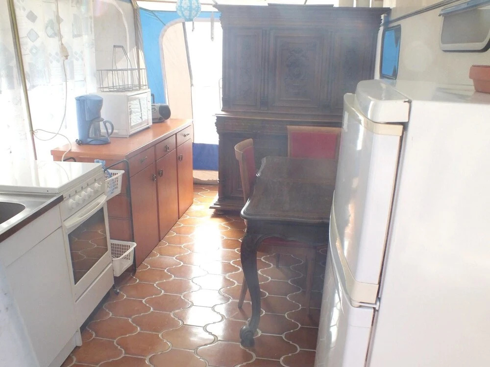 Bungalow With 2 Bedrooms in Le Castellet, With Terrace - 10 km From th