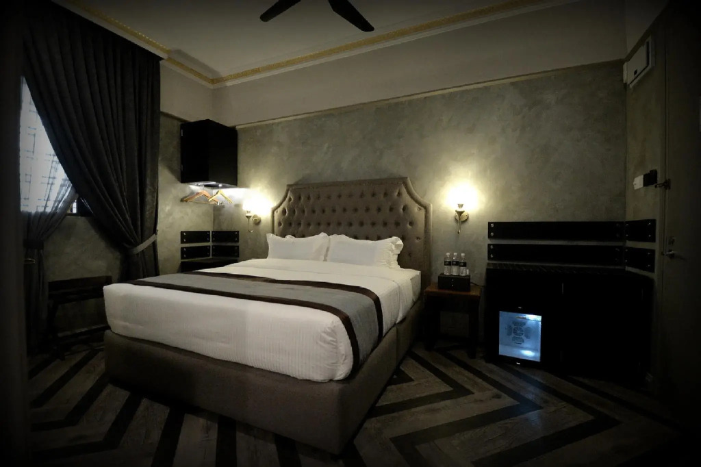 1969 Business Suites @ Ipoh Garden