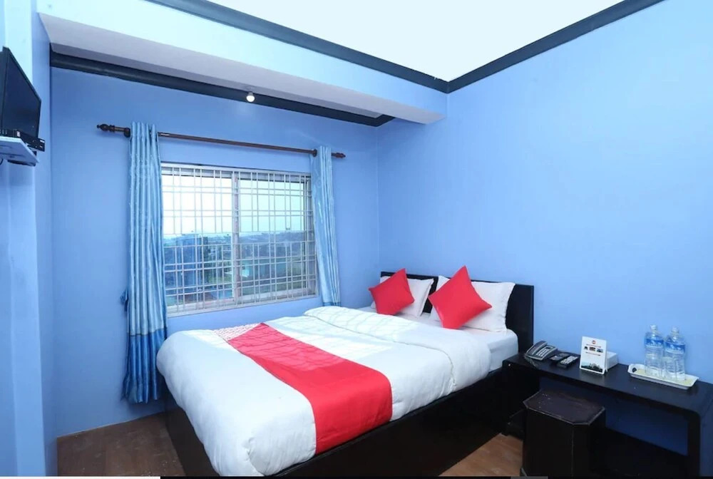 OYO 663 Hotel Rupa Begnas Lake Inn