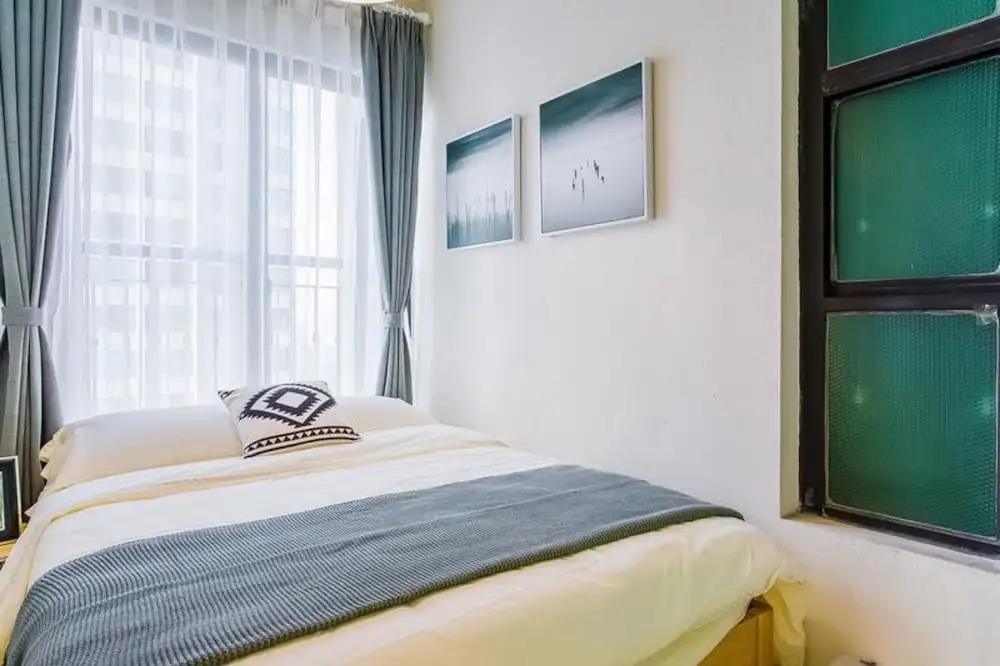 Locals Boutique Apartment Huafa Plaza 15