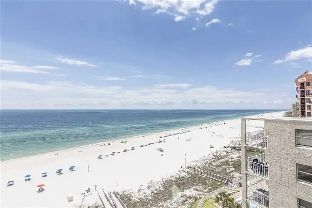 The Enclave 907 - 3 Br condo by RedAwning