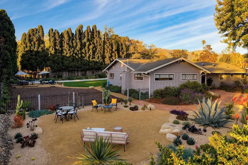 Hummingbird Haven by Avantstay Dog-friendly Near the Beach Huge Yard Hot Tub
