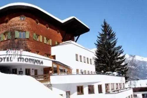 Hotel Montjola
