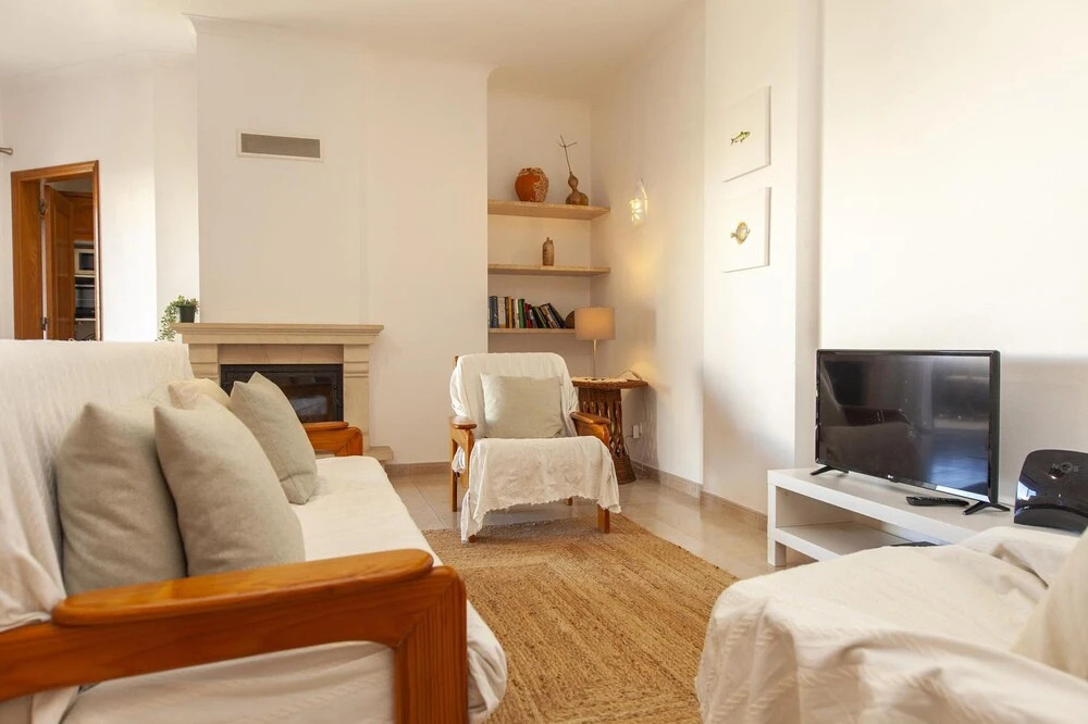 B40 - Levante 2 Bedroom Apartment in Lagos