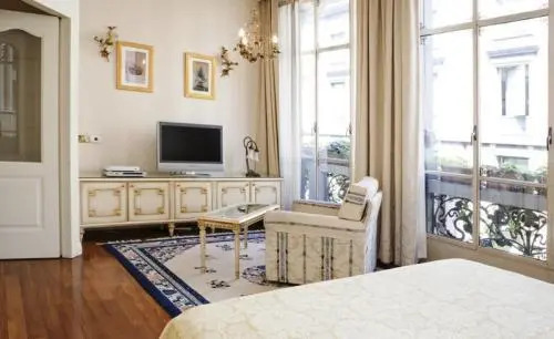 Glamour Apartments
