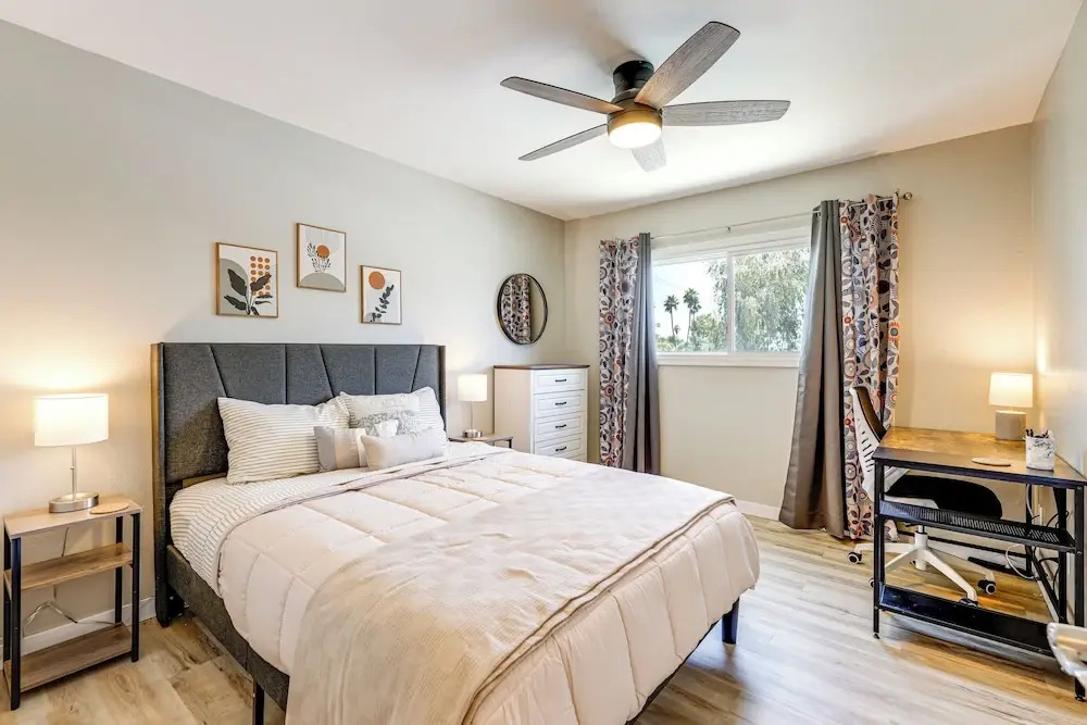 1.5 Mi to Old Town Scottsdale: Unit w/ Fenced Yard