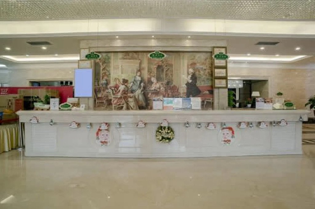 Vienna Hotel (Chengdu Xinfan Furniture City)