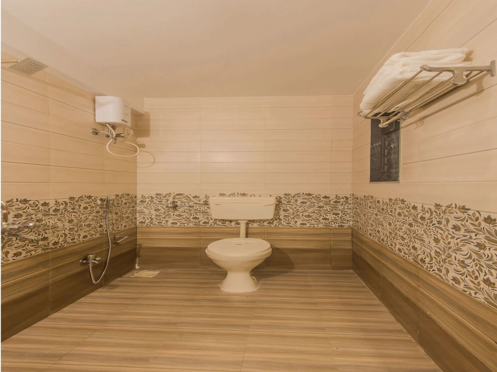 Super Hotel O Palace Inn Near Don Bosco  Metro Station